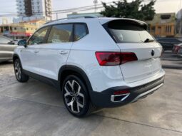 Volkswagen Taos Highline 2024 lleno